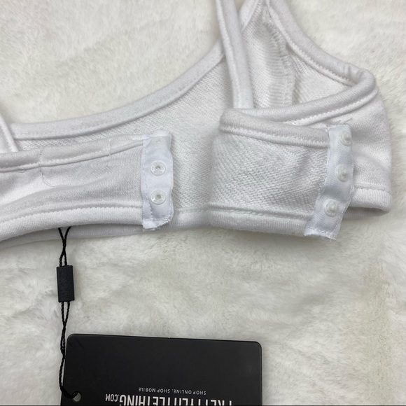 NWT Pretty Little Thing Scoop Neck Strappy Bralette - Picture 9 of 11